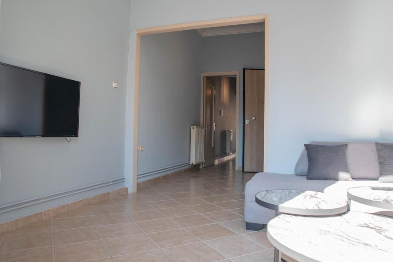 Nikea Apartment Near Piraeus Port And Metro St II Extérieur photo